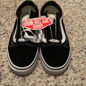 VANS size 5 NWT